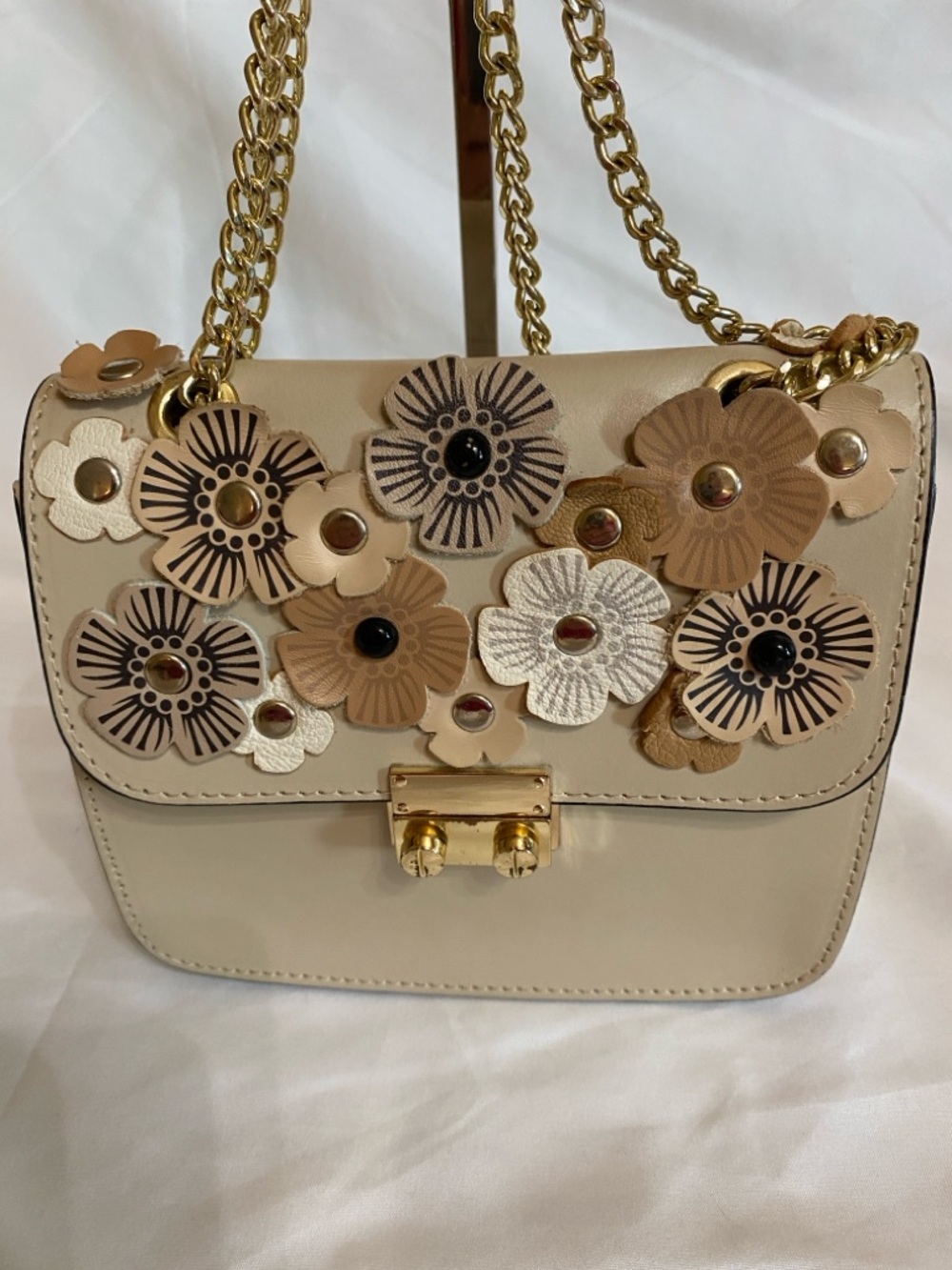 Beige Floral Italian Leather Shoulder Bag, Dinky Size w/Tea Rose Appliqué - Picture 4 of 16
